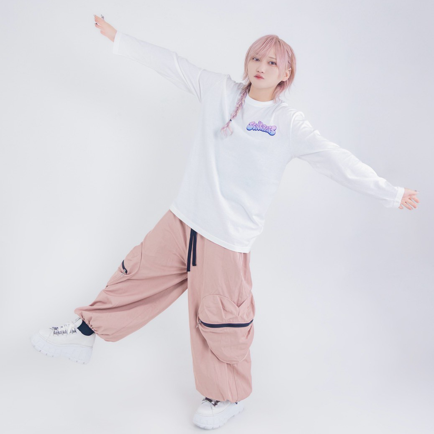【予約販売】グラフィティロングTシャツ<ホワイト>