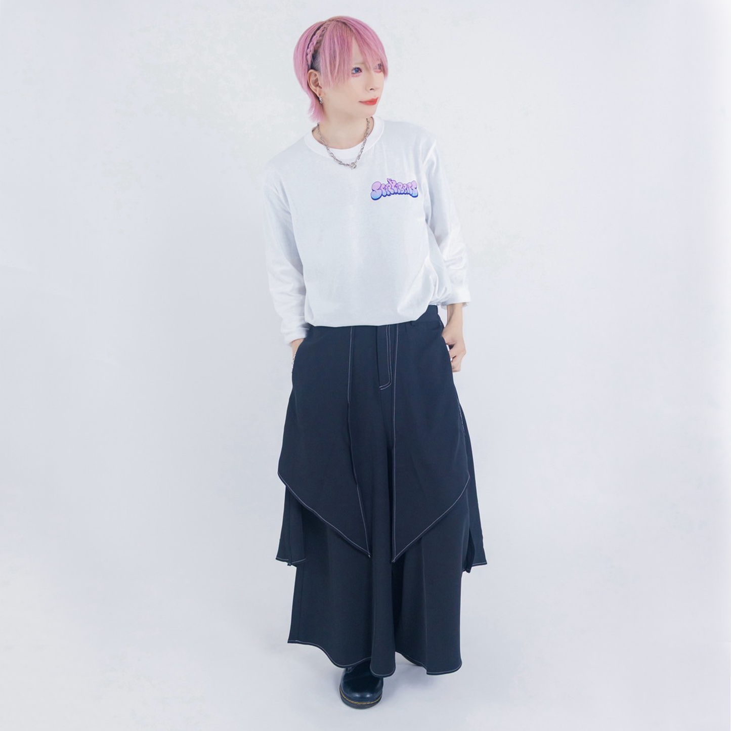 【予約販売】グラフィティロングTシャツ<ホワイト>