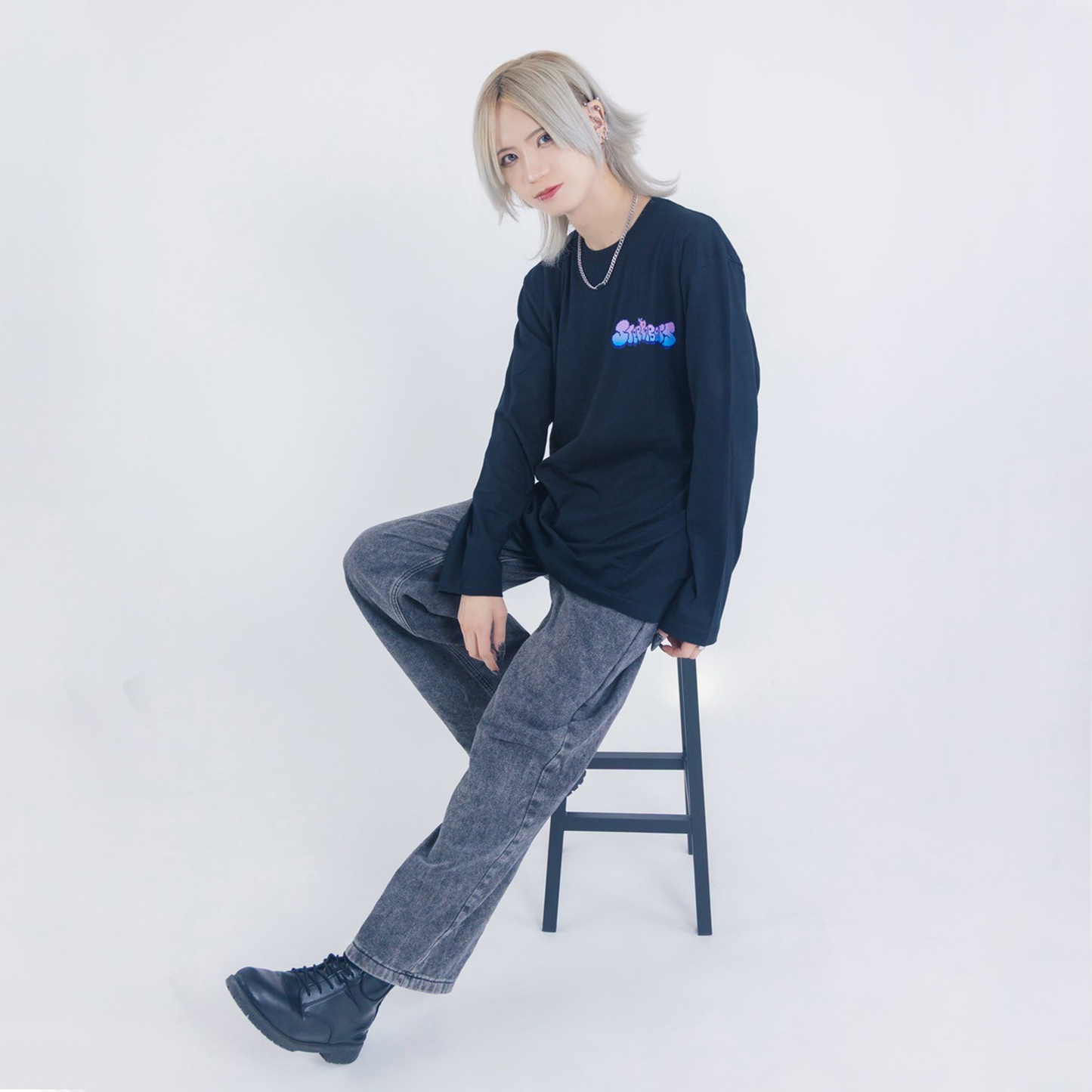 【予約販売】グラフィティロングTシャツ<ブラック>
